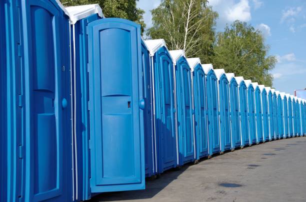 Porta potty delivery and setup in Neuse Forest, NC